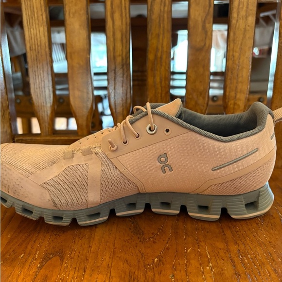 On Running Cloud Women’s Waterproof Shoes – Size 9– Blush Pink & Gray - Picture 7 of 11
